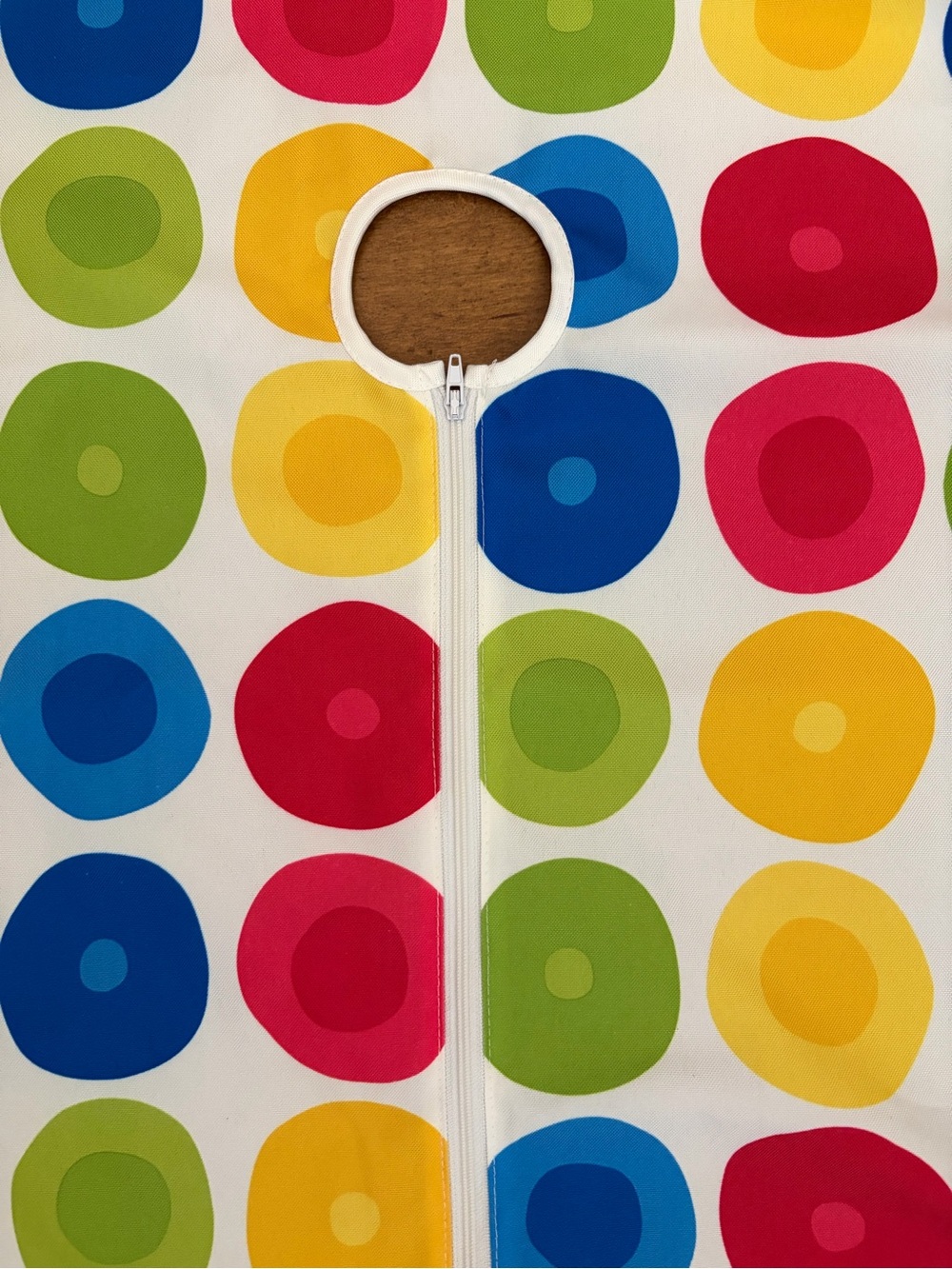 Oblong Polka Dot Patio Tablecloth W/Zipper - Picture 2 of 3
